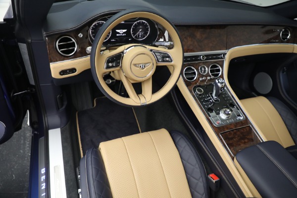 New 2023 Bentley Continental GTC Azure V8 for sale $334,475 at Rolls-Royce Motor Cars Greenwich in Greenwich CT 06830 28