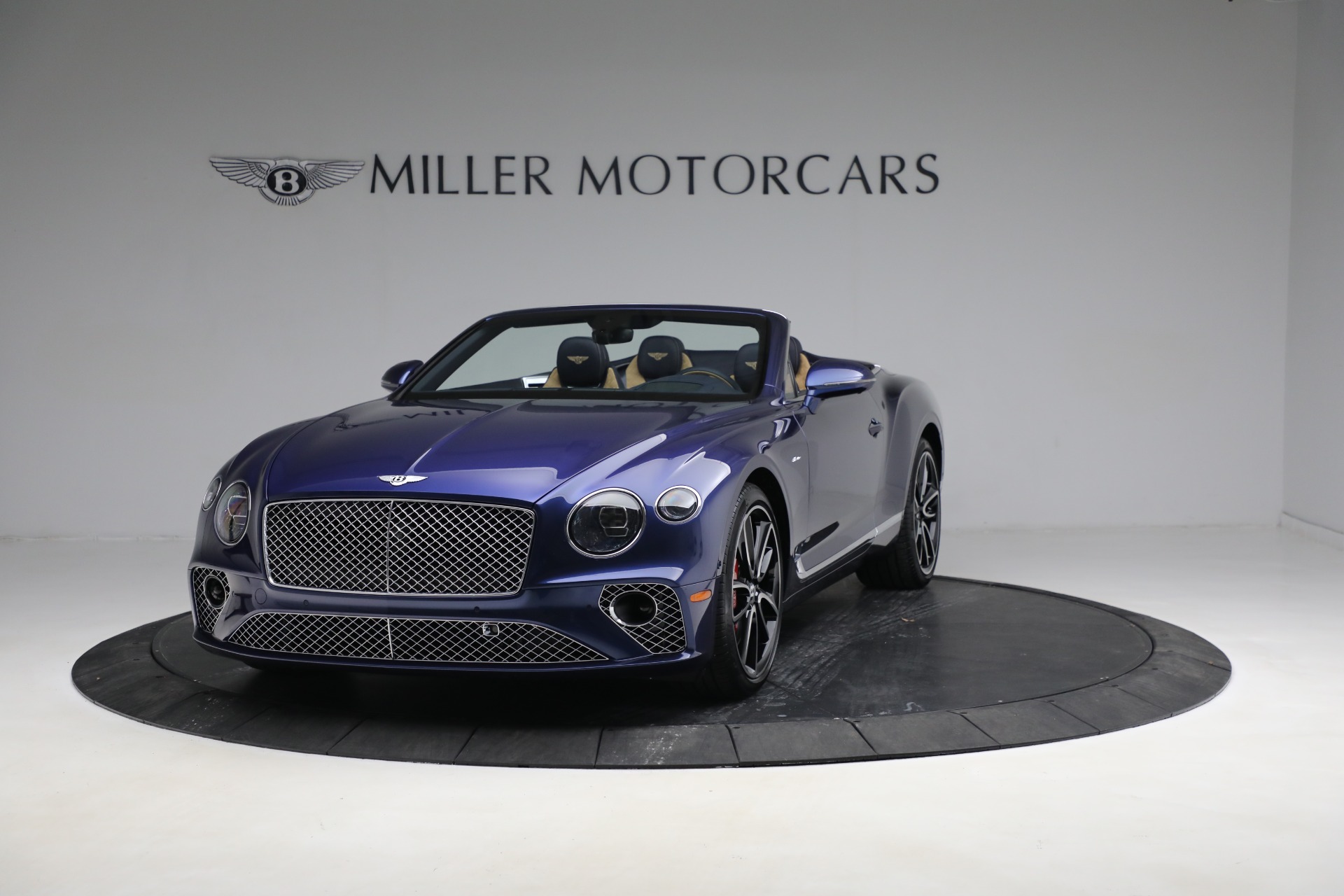 New 2023 Bentley Continental GTC Azure V8 for sale $334,475 at Rolls-Royce Motor Cars Greenwich in Greenwich CT 06830 1