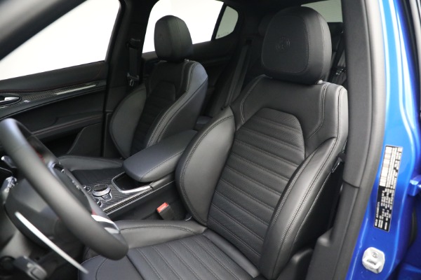 New 2023 Alfa Romeo Stelvio Estrema for sale $63,625 at Rolls-Royce Motor Cars Greenwich in Greenwich CT 06830 15