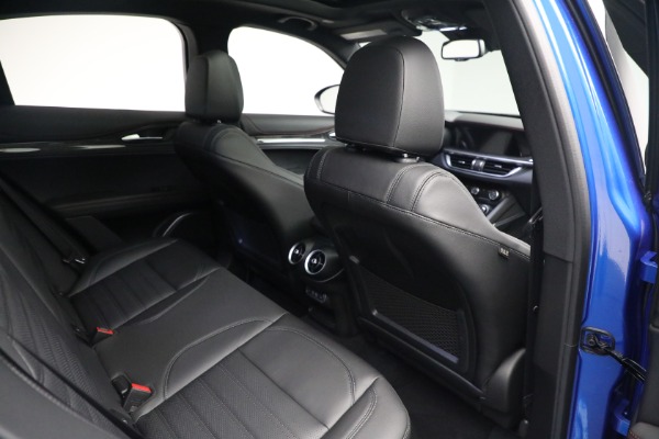 New 2023 Alfa Romeo Stelvio Estrema for sale $63,625 at Rolls-Royce Motor Cars Greenwich in Greenwich CT 06830 21