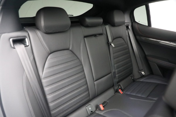 New 2023 Alfa Romeo Stelvio Estrema for sale $63,625 at Rolls-Royce Motor Cars Greenwich in Greenwich CT 06830 22