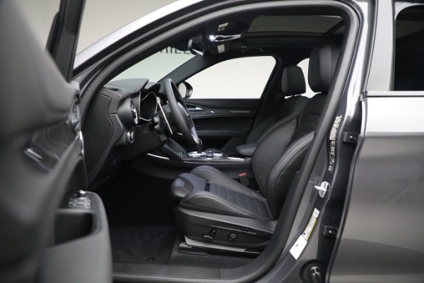 New 2023 Alfa Romeo Stelvio Quadrifoglio for sale $79,900 at Rolls-Royce Motor Cars Greenwich in Greenwich CT 06830 13