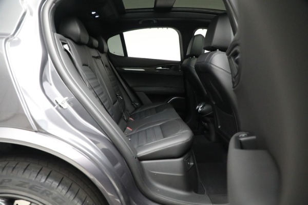 New 2023 Alfa Romeo Stelvio Quadrifoglio for sale $79,900 at Rolls-Royce Motor Cars Greenwich in Greenwich CT 06830 18