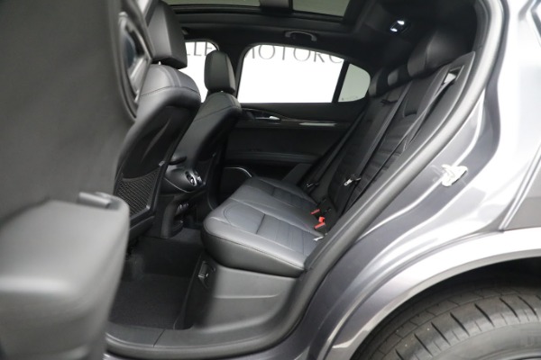 New 2023 Alfa Romeo Stelvio Quadrifoglio for sale $79,900 at Rolls-Royce Motor Cars Greenwich in Greenwich CT 06830 20