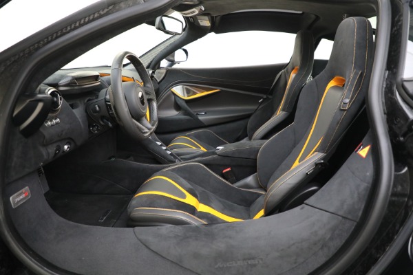 Used 2018 McLaren 720S Performance for sale $289,900 at Rolls-Royce Motor Cars Greenwich in Greenwich CT 06830 18