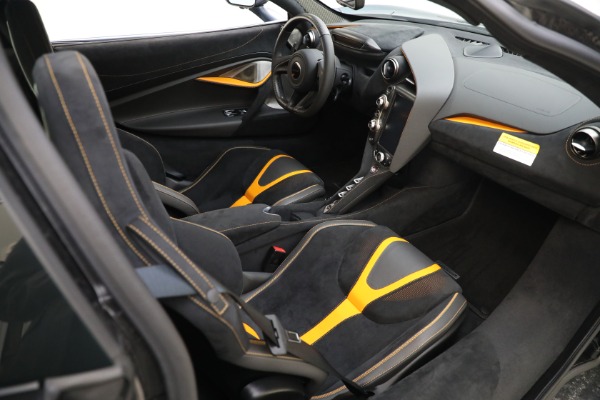 Used 2018 McLaren 720S Performance for sale $289,900 at Rolls-Royce Motor Cars Greenwich in Greenwich CT 06830 21