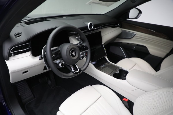 New 2023 Maserati Grecale Modena for sale $86,697 at Rolls-Royce Motor Cars Greenwich in Greenwich CT 06830 16