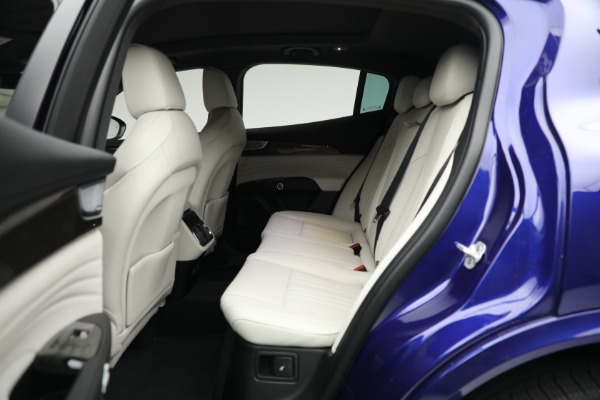 New 2023 Maserati Grecale Modena for sale $86,697 at Rolls-Royce Motor Cars Greenwich in Greenwich CT 06830 17