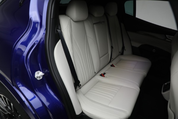 New 2023 Maserati Grecale Modena for sale $86,697 at Rolls-Royce Motor Cars Greenwich in Greenwich CT 06830 22
