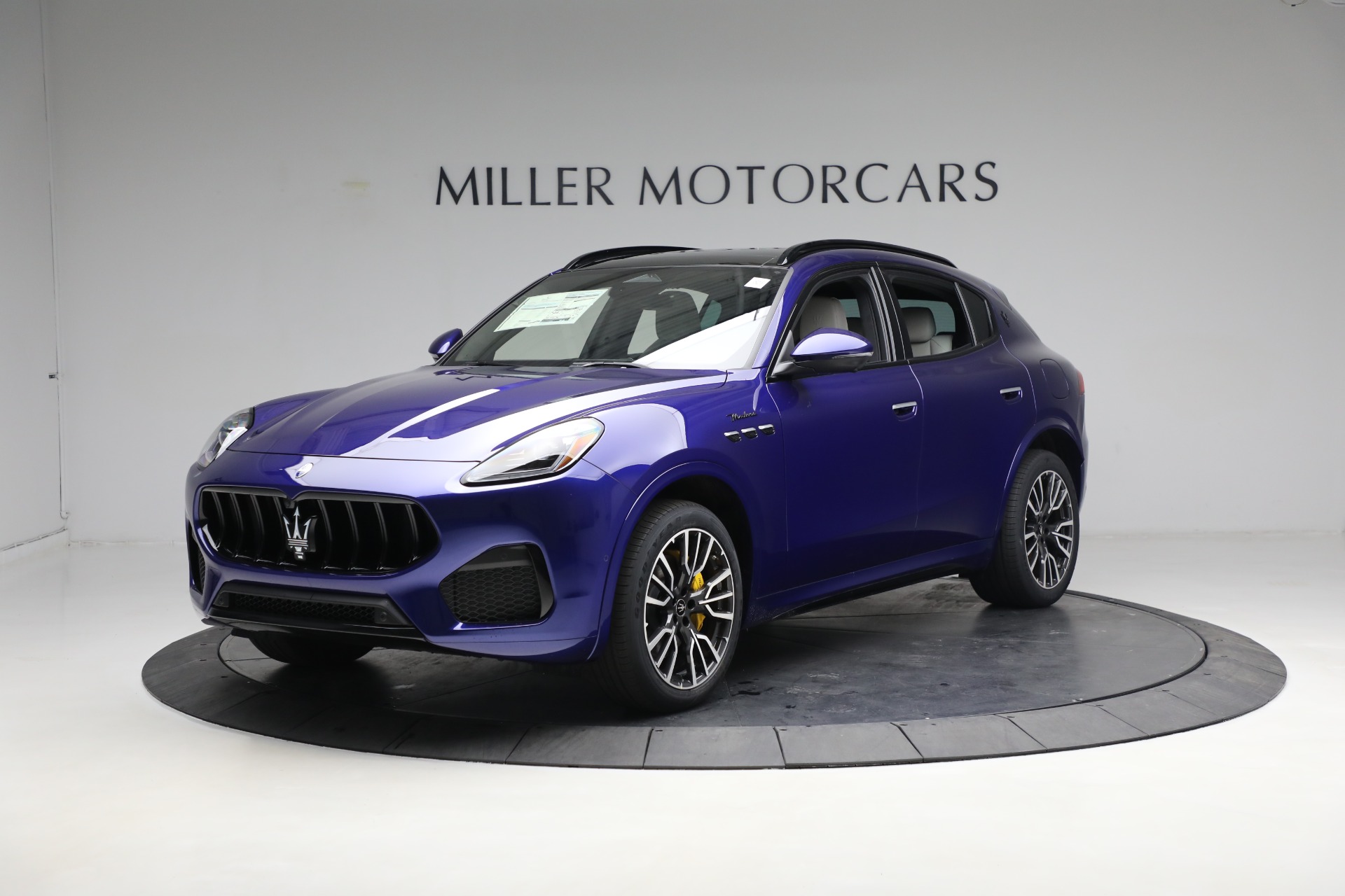 New 2023 Maserati Grecale Modena for sale $86,697 at Rolls-Royce Motor Cars Greenwich in Greenwich CT 06830 1