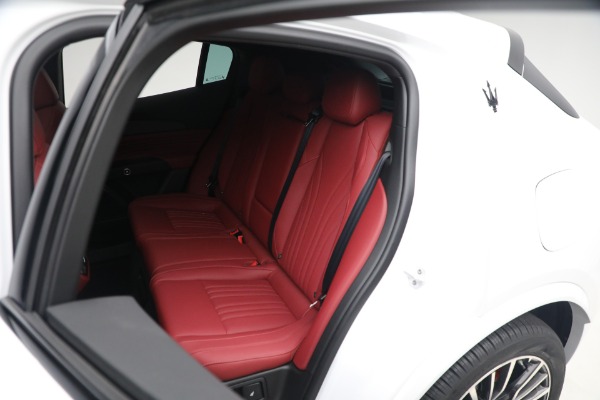 New 2023 Maserati Grecale Modena for sale $85,497 at Rolls-Royce Motor Cars Greenwich in Greenwich CT 06830 19