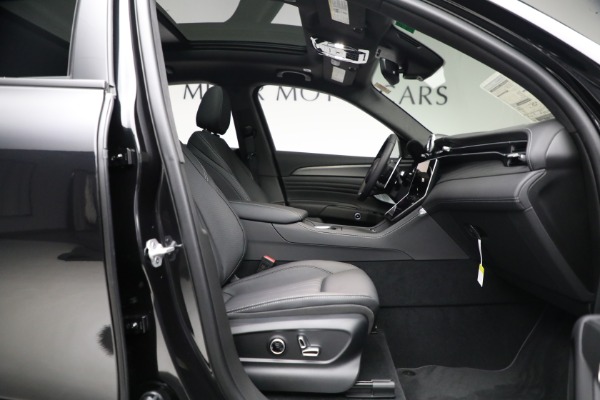 New 2023 Maserati Grecale GT for sale $73,797 at Rolls-Royce Motor Cars Greenwich in Greenwich CT 06830 19
