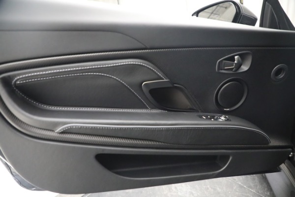 Used 2021 Aston Martin DBS Superleggera for sale $299,900 at Rolls-Royce Motor Cars Greenwich in Greenwich CT 06830 21