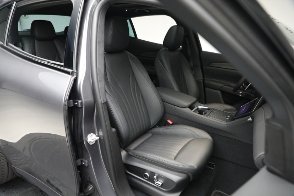 New 2023 Maserati Grecale Modena for sale $76,195 at Rolls-Royce Motor Cars Greenwich in Greenwich CT 06830 18