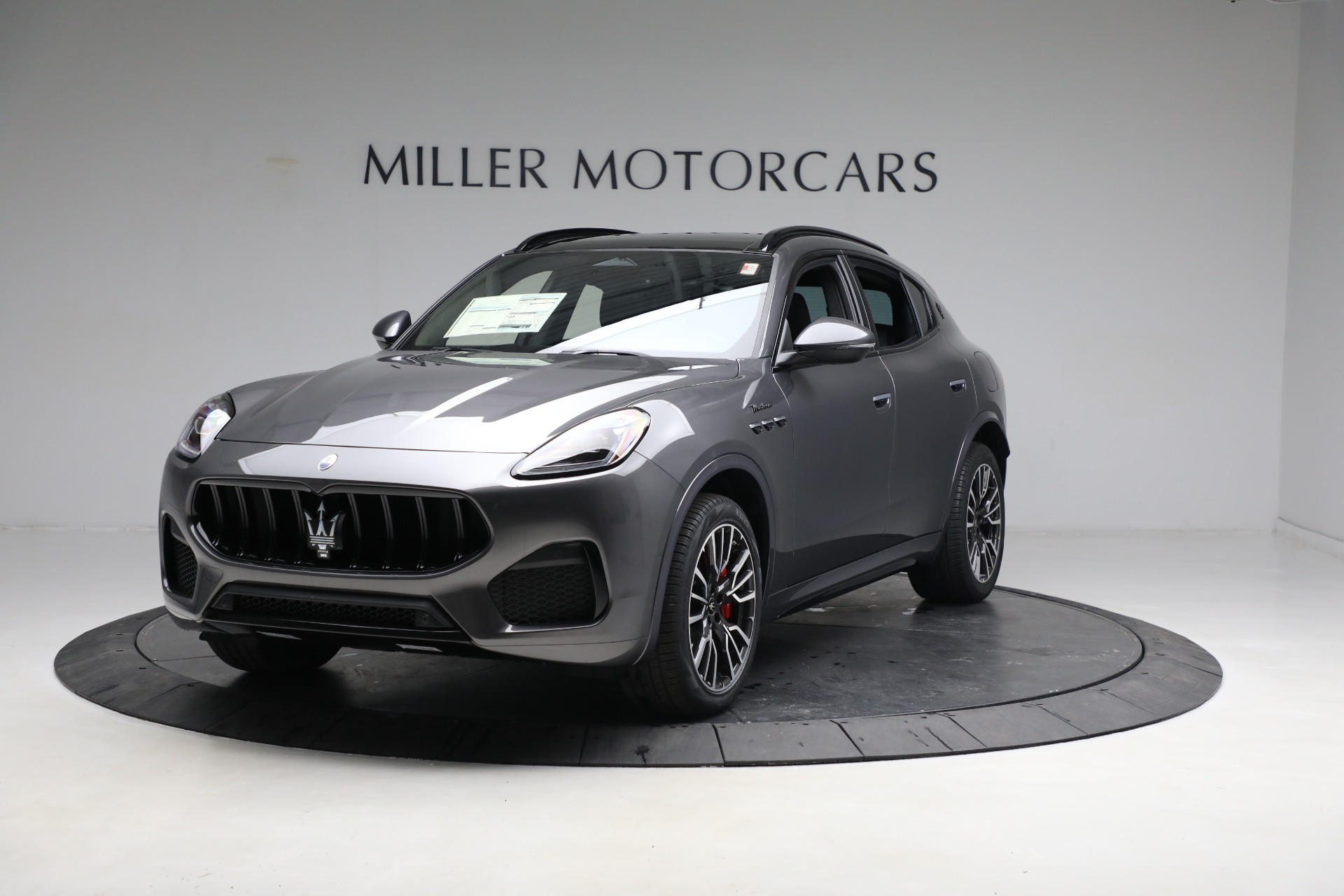 New 2023 Maserati Grecale Modena for sale $76,195 at Rolls-Royce Motor Cars Greenwich in Greenwich CT 06830 1