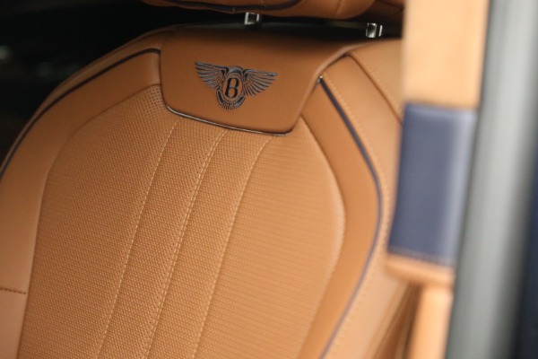 New 2023 Bentley Flying Spur V8 for sale $239,555 at Rolls-Royce Motor Cars Greenwich in Greenwich CT 06830 22