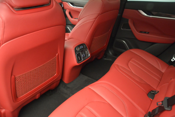 Used 2017 Maserati Levante Ex Service Loaner for sale Sold at Rolls-Royce Motor Cars Greenwich in Greenwich CT 06830 18