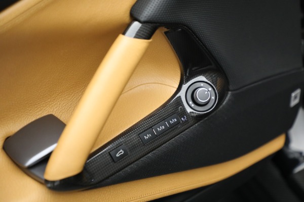 Used 2022 Ferrari 812 GTS for sale $769,900 at Rolls-Royce Motor Cars Greenwich in Greenwich CT 06830 25