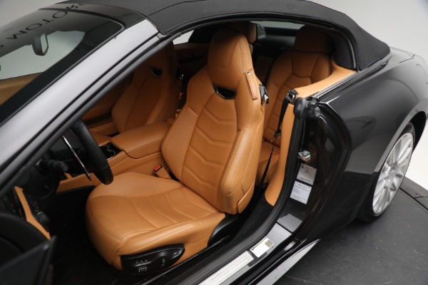 Used 2016 Maserati GranTurismo Sport for sale $75,900 at Rolls-Royce Motor Cars Greenwich in Greenwich CT 06830 19