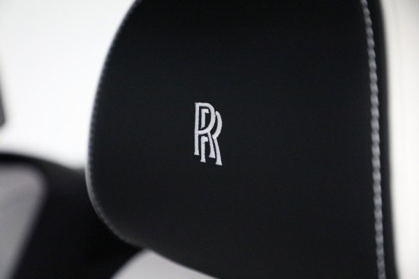 Used 2022 Rolls-Royce Black Badge Cullinan for sale Sold at Rolls-Royce Motor Cars Greenwich in Greenwich CT 06830 16