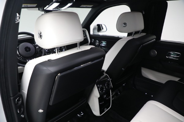 Used 2022 Rolls-Royce Black Badge Cullinan for sale Sold at Rolls-Royce Motor Cars Greenwich in Greenwich CT 06830 21