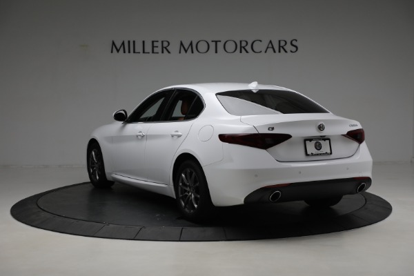 Used 2019 Alfa Romeo Giulia for sale $27,900 at Rolls-Royce Motor Cars Greenwich in Greenwich CT 06830 5