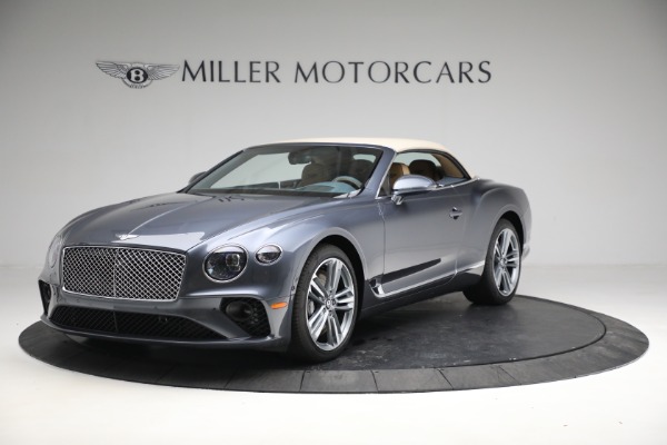 New 2023 Bentley Continental GTC V8 for sale $290,528 at Rolls-Royce Motor Cars Greenwich in Greenwich CT 06830 14
