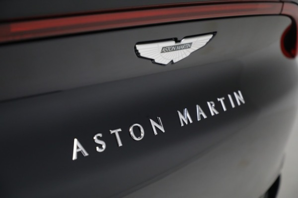Used 2022 Aston Martin DBX for sale $169,900 at Rolls-Royce Motor Cars Greenwich in Greenwich CT 06830 28