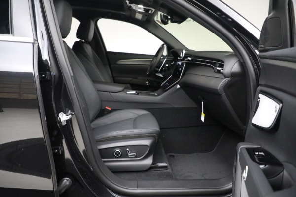 New 2023 Maserati Grecale GT for sale $70,347 at Rolls-Royce Motor Cars Greenwich in Greenwich CT 06830 16