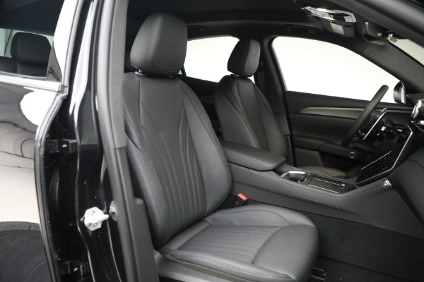 New 2023 Maserati Grecale GT for sale $70,347 at Rolls-Royce Motor Cars Greenwich in Greenwich CT 06830 17