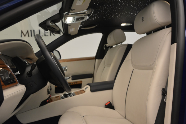 Used 2016 ROLLS-ROYCE GHOST SERIES II for sale Sold at Rolls-Royce Motor Cars Greenwich in Greenwich CT 06830 21