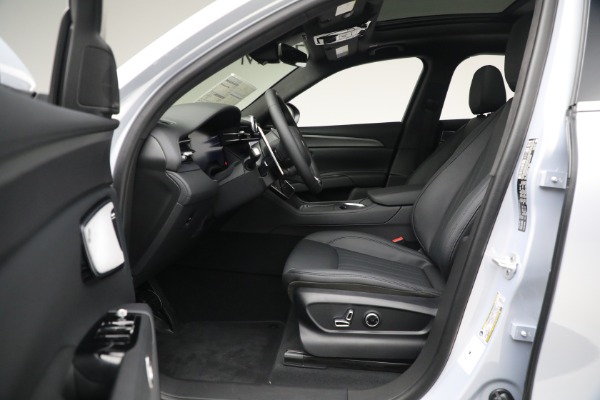 New 2023 Maserati Grecale GT for sale $70,197 at Rolls-Royce Motor Cars Greenwich in Greenwich CT 06830 14