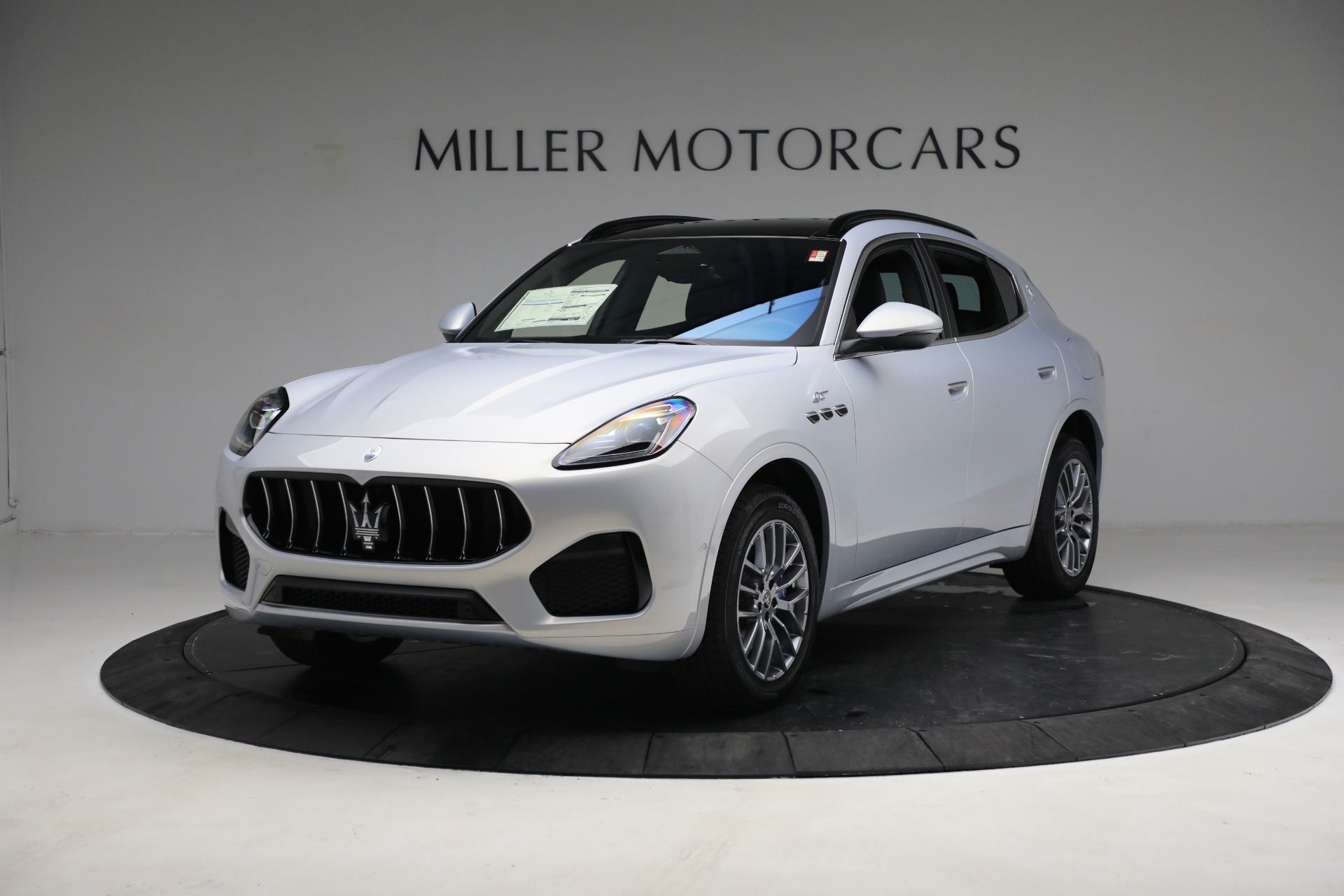 New 2023 Maserati Grecale GT for sale $70,197 at Rolls-Royce Motor Cars Greenwich in Greenwich CT 06830 1