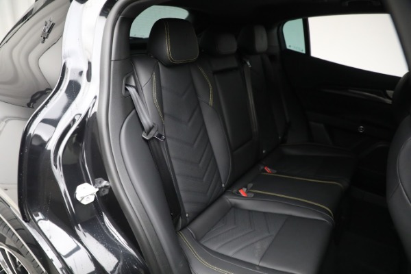 New 2023 Maserati Grecale Modena for sale $86,457 at Rolls-Royce Motor Cars Greenwich in Greenwich CT 06830 19