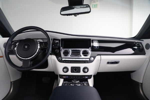 Used 2019 Rolls-Royce Dawn for sale Sold at Rolls-Royce Motor Cars Greenwich in Greenwich CT 06830 4