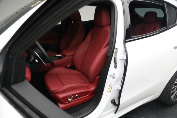New 2023 Maserati Grecale Modena for sale $85,497 at Rolls-Royce Motor Cars Greenwich in Greenwich CT 06830 15