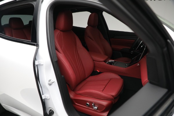 New 2023 Maserati Grecale Modena for sale $85,497 at Rolls-Royce Motor Cars Greenwich in Greenwich CT 06830 19