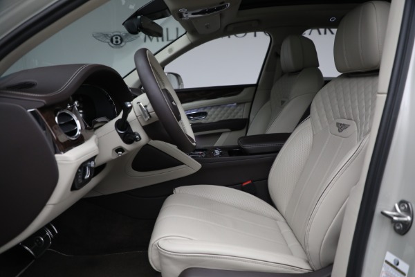 Used 2022 Bentley Bentayga V8 for sale $205,900 at Rolls-Royce Motor Cars Greenwich in Greenwich CT 06830 20
