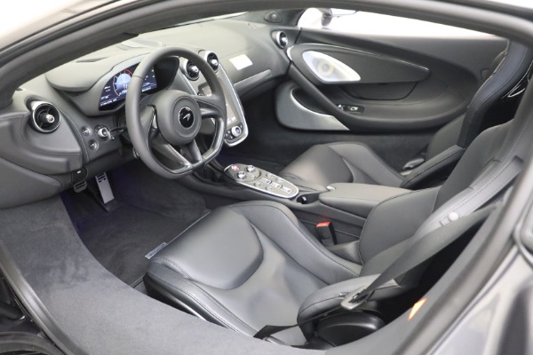 New 2023 McLaren GT for sale $216,098 at Rolls-Royce Motor Cars Greenwich in Greenwich CT 06830 19