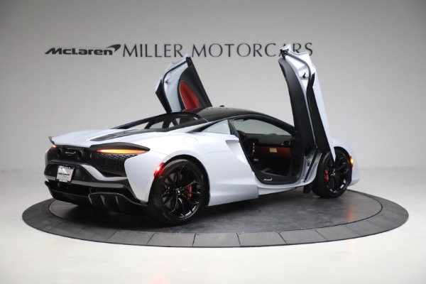 New 2023 McLaren Artura TechLux for sale Sold at Rolls-Royce Motor Cars Greenwich in Greenwich CT 06830 15