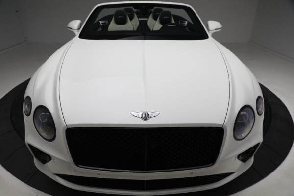 Used 2022 Bentley Continental GTC Speed for sale $284,900 at Rolls-Royce Motor Cars Greenwich in Greenwich CT 06830 21