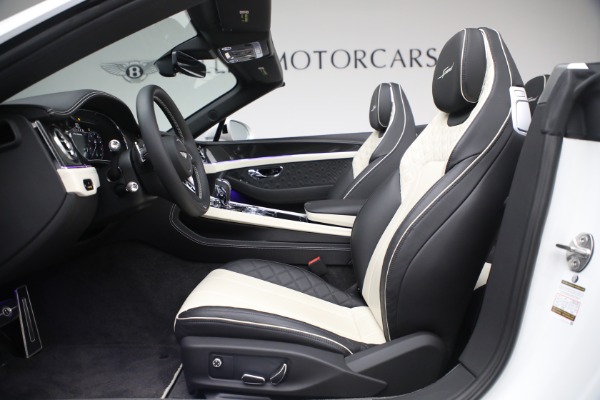Used 2022 Bentley Continental GTC Speed for sale $327,900 at Rolls-Royce Motor Cars Greenwich in Greenwich CT 06830 26