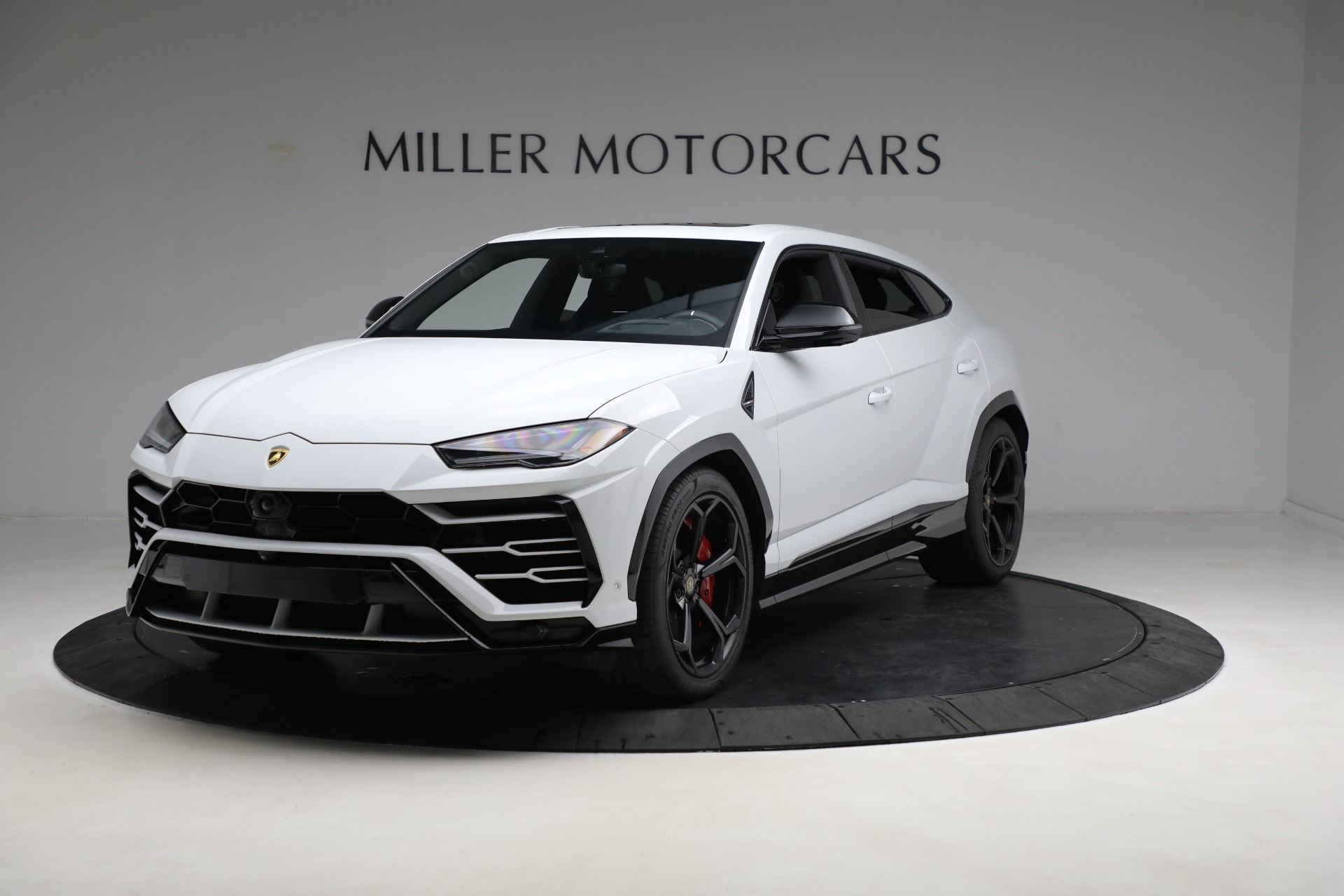 Used 2020 Lamborghini Urus for sale Sold at Rolls-Royce Motor Cars Greenwich in Greenwich CT 06830 1