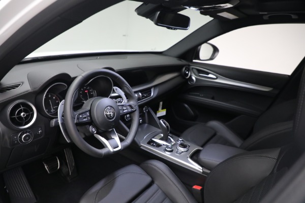 New 2023 Alfa Romeo Stelvio Veloce for sale $54,349 at Rolls-Royce Motor Cars Greenwich in Greenwich CT 06830 15