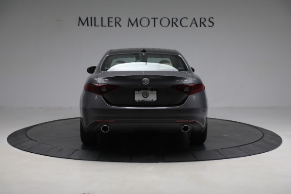 New 2023 Alfa Romeo Giulia Ti Lusso for sale $50,370 at Rolls-Royce Motor Cars Greenwich in Greenwich CT 06830 6