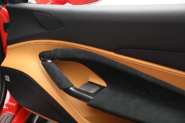 Used 2022 Ferrari F8 Tributo for sale $424,900 at Rolls-Royce Motor Cars Greenwich in Greenwich CT 06830 21
