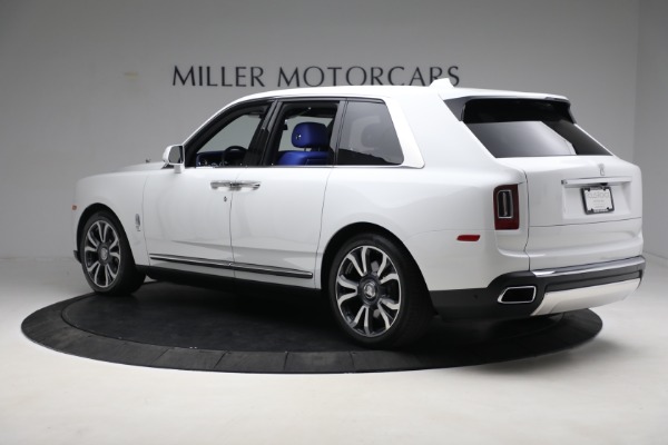 Used 2022 Rolls-Royce Cullinan for sale $335,900 at Rolls-Royce Motor Cars Greenwich in Greenwich CT 06830 8