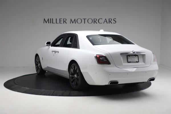 New 2023 Rolls-Royce Ghost for sale $384,950 at Rolls-Royce Motor Cars Greenwich in Greenwich CT 06830 10