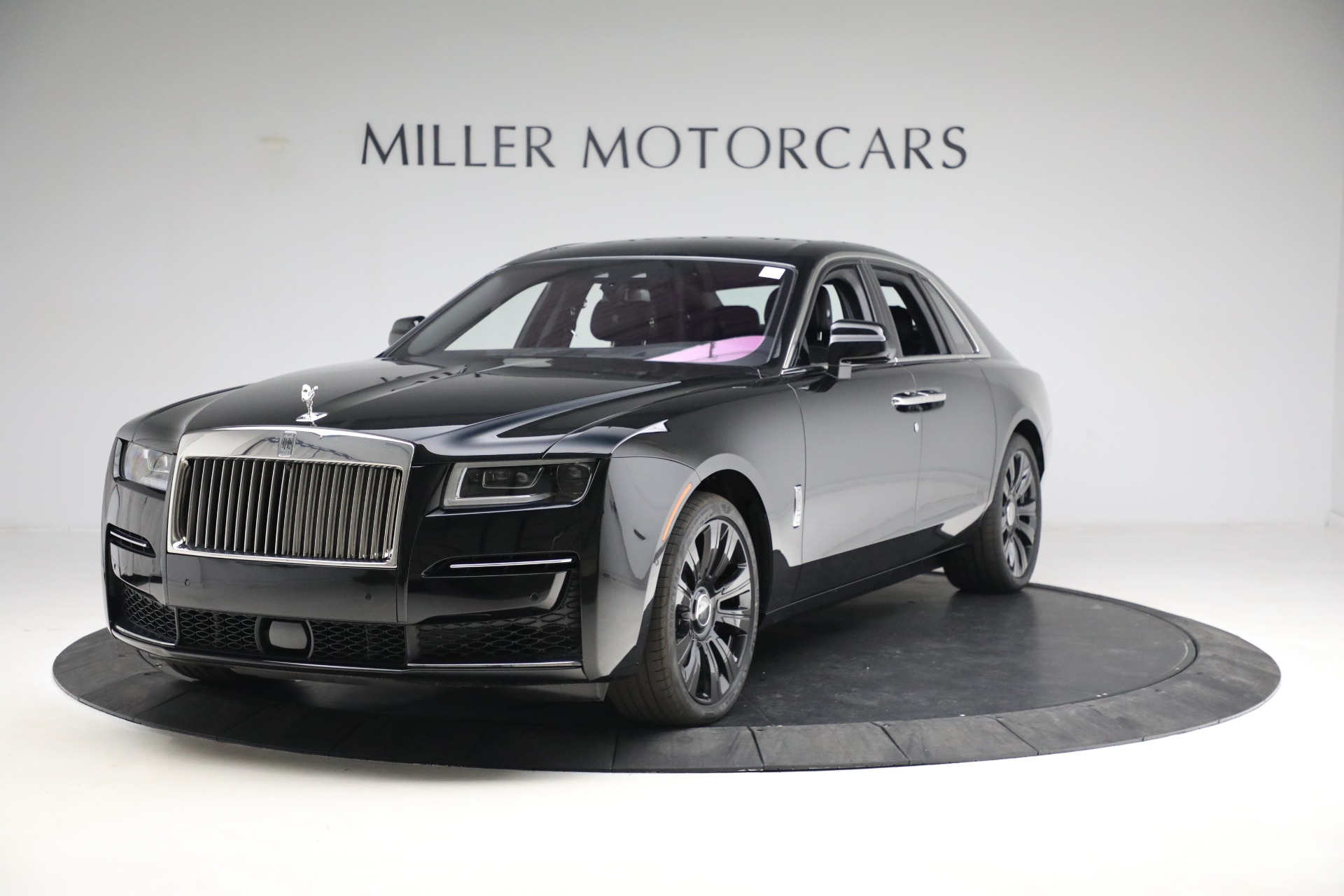 New 2023 Rolls-Royce Ghost for sale $384,775 at Rolls-Royce Motor Cars Greenwich in Greenwich CT 06830 1