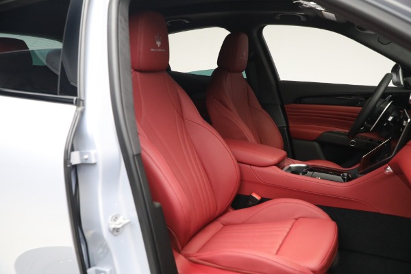 New 2023 Maserati Grecale Modena for sale $90,197 at Rolls-Royce Motor Cars Greenwich in Greenwich CT 06830 19